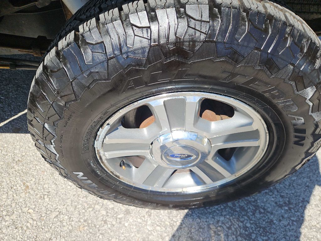 Photo 27 of this FORD F-150