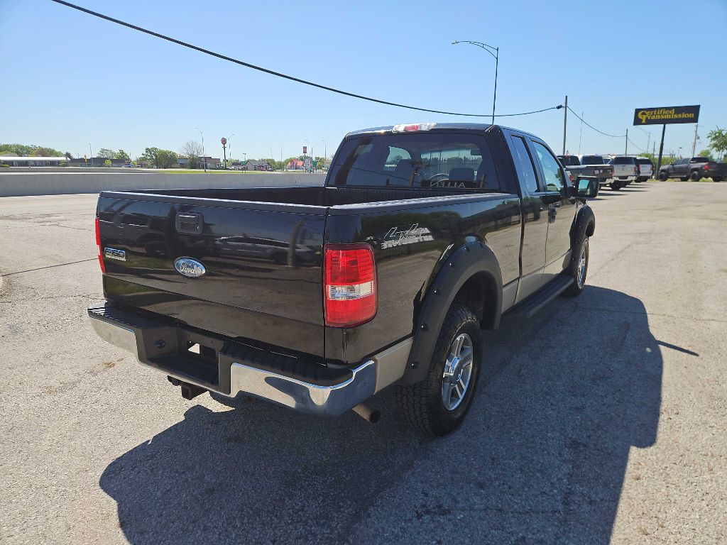 Photo 2 of this FORD F-150