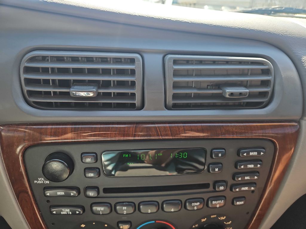 Photo 18 of this MERCURY SABLE