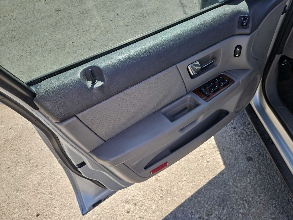 Photo 9 of this MERCURY SABLE