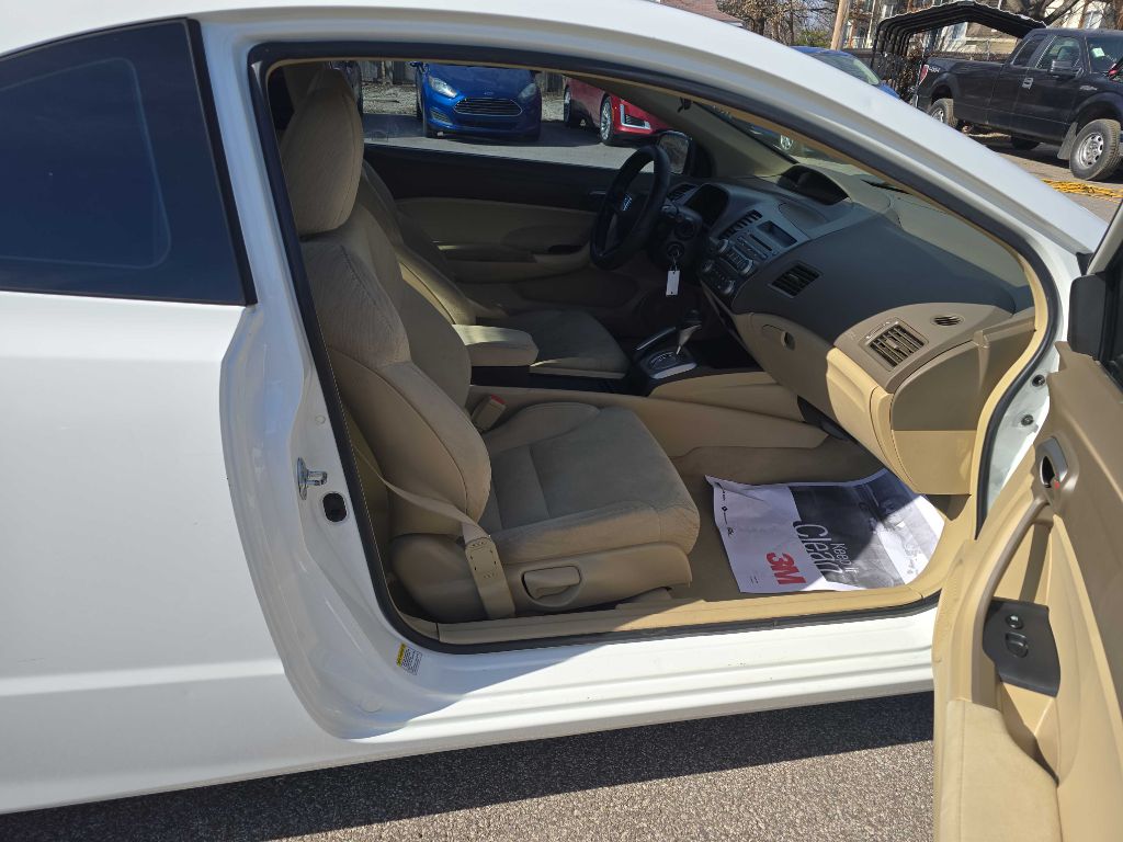 Photo 18 of this HONDA CIVIC
