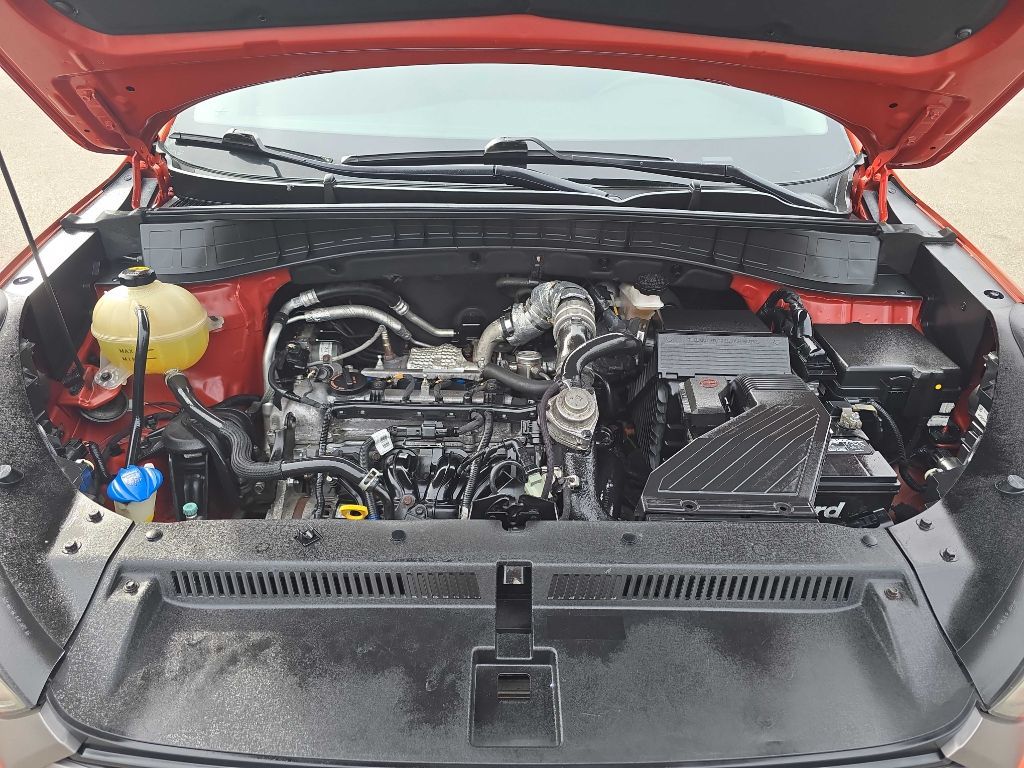 Photo 40 of this HYUNDAI TUCSON