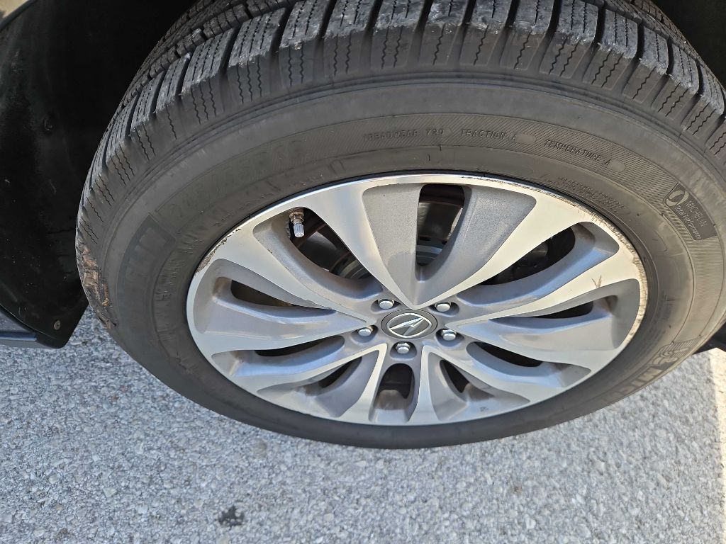 Photo 33 of this ACURA MDX