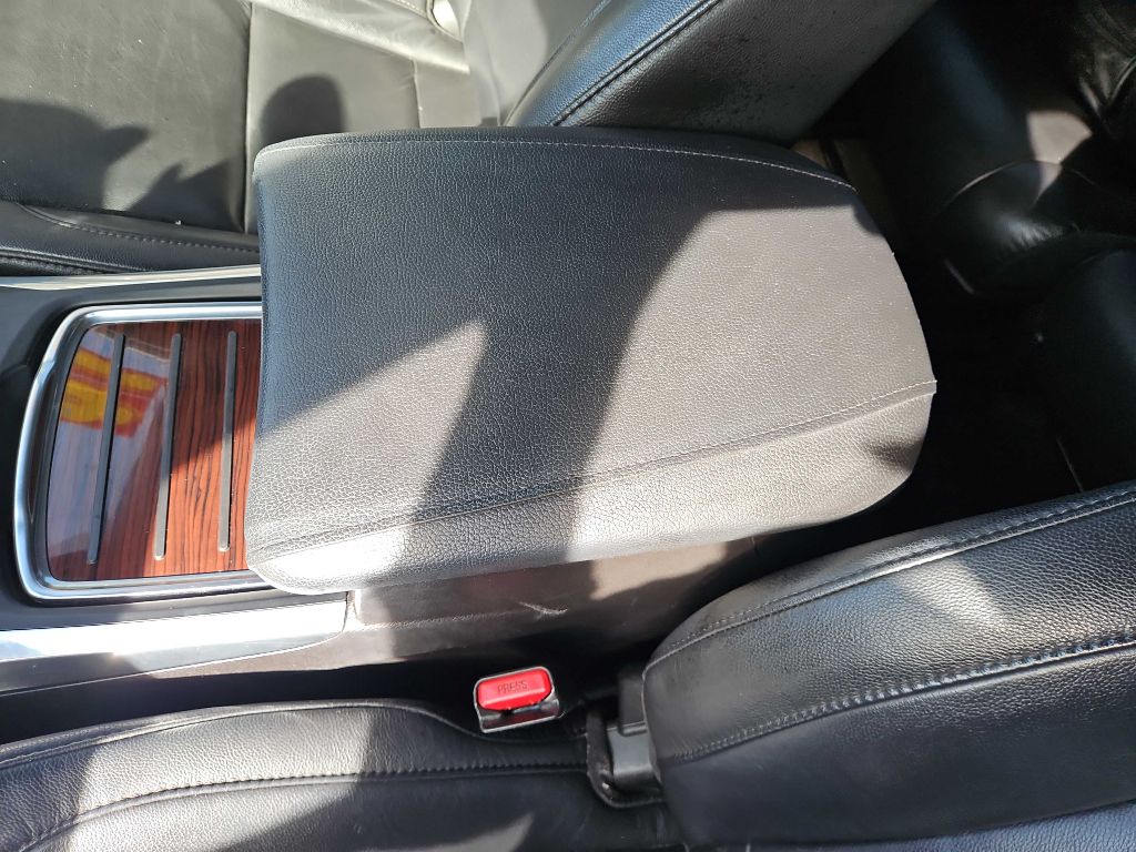 Photo 12 of this ACURA MDX