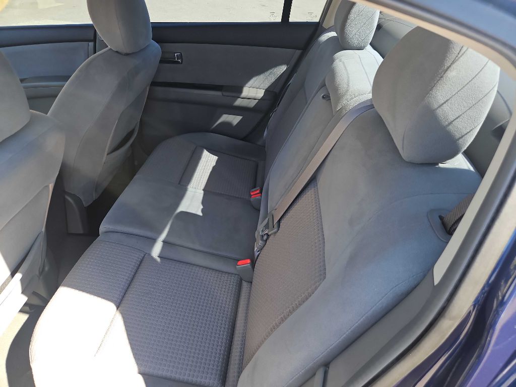 Photo 21 of this NISSAN SENTRA