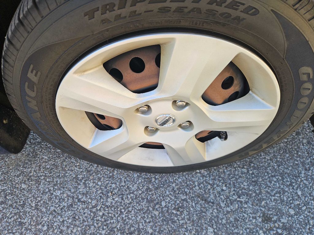 Photo 31 of this NISSAN SENTRA