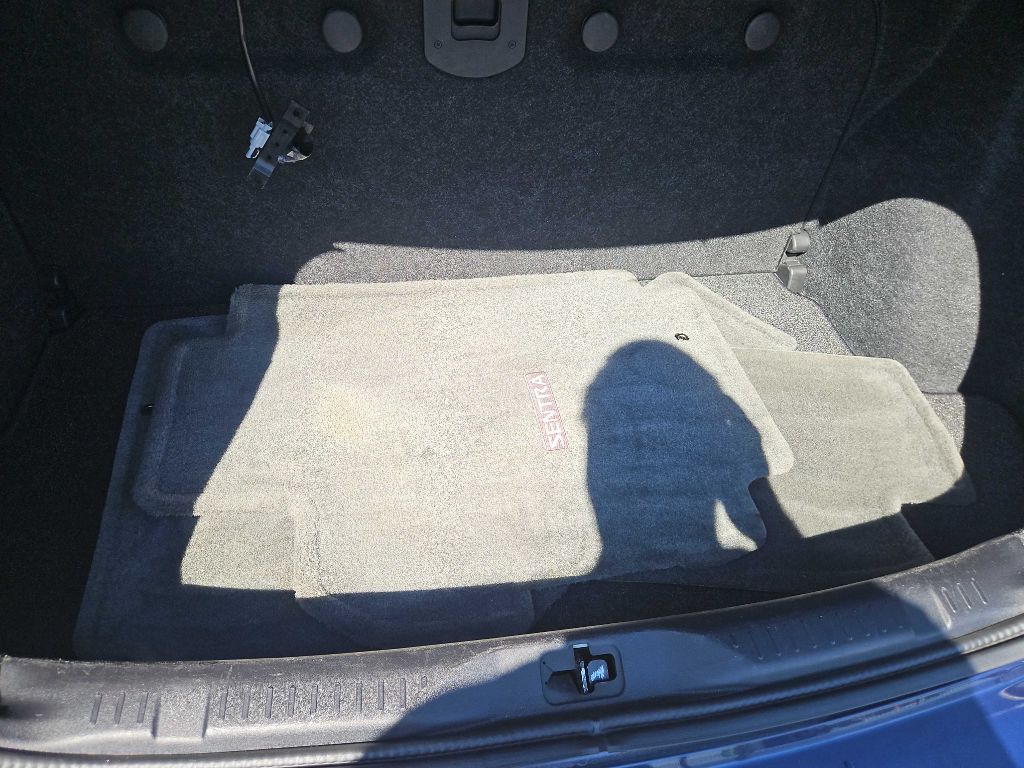 Photo 24 of this NISSAN SENTRA