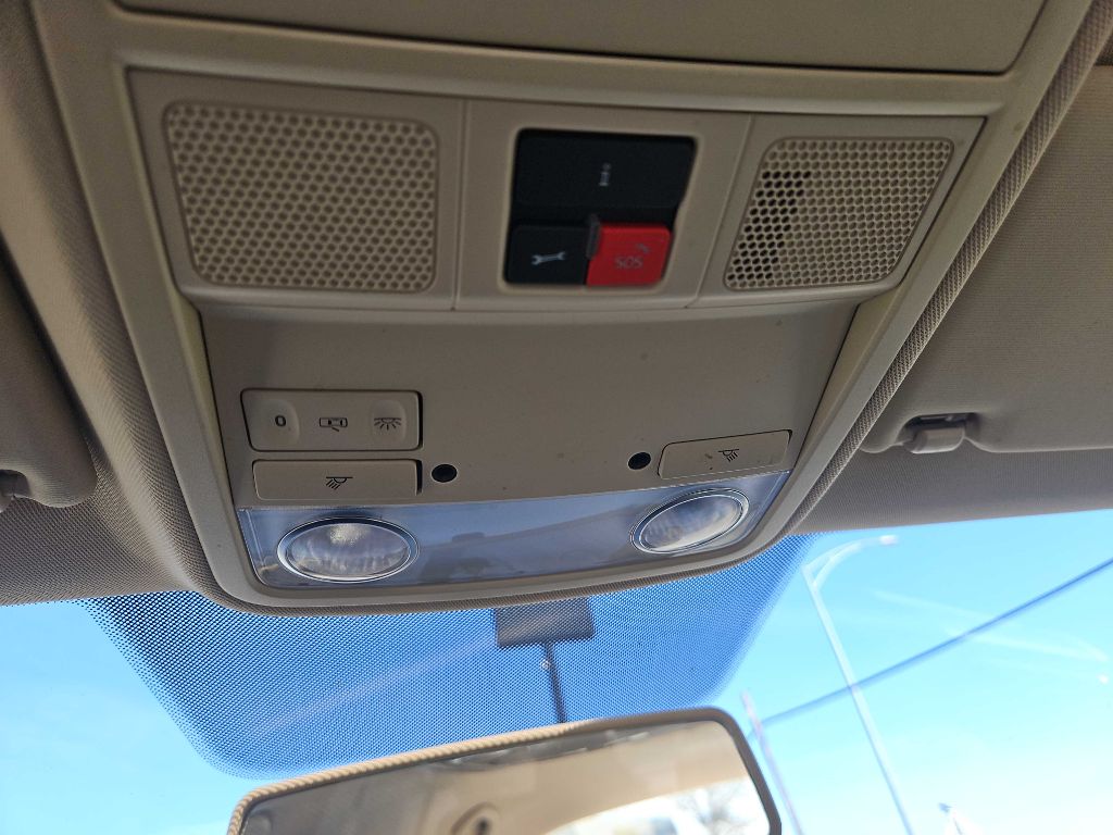 Photo 24 of this VOLKSWAGEN JETTA