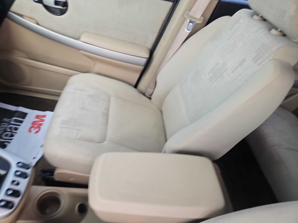 Photo 14 of this CHEVROLET EQUINOX