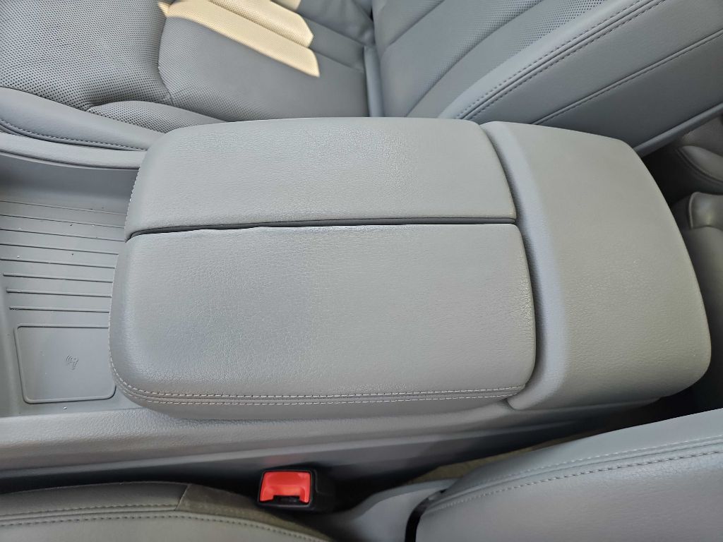 Photo 13 of this AUDI Q7