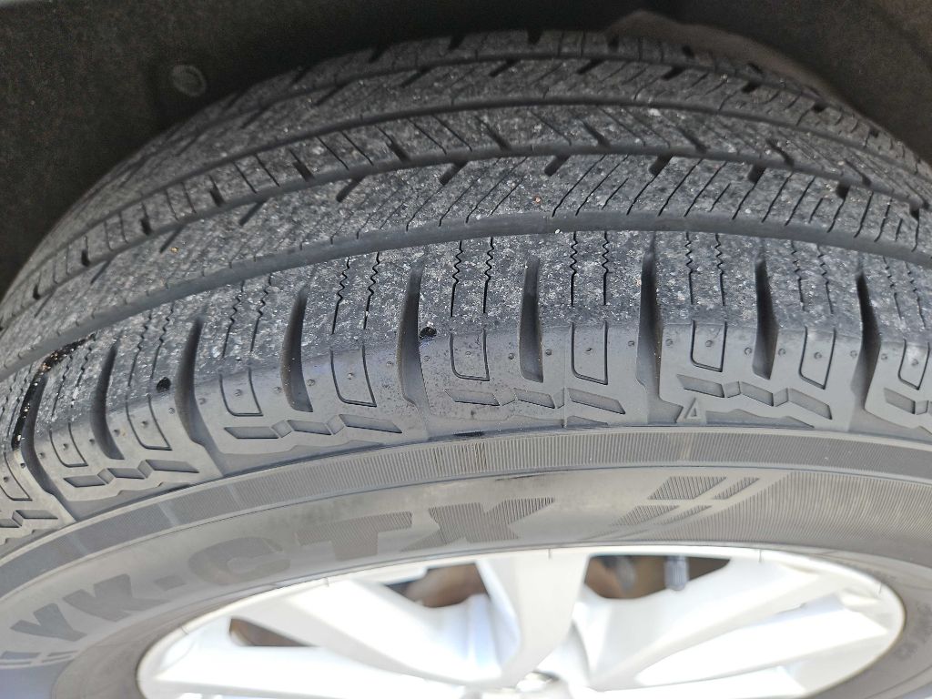 Photo 32 of this NISSAN ROGUE