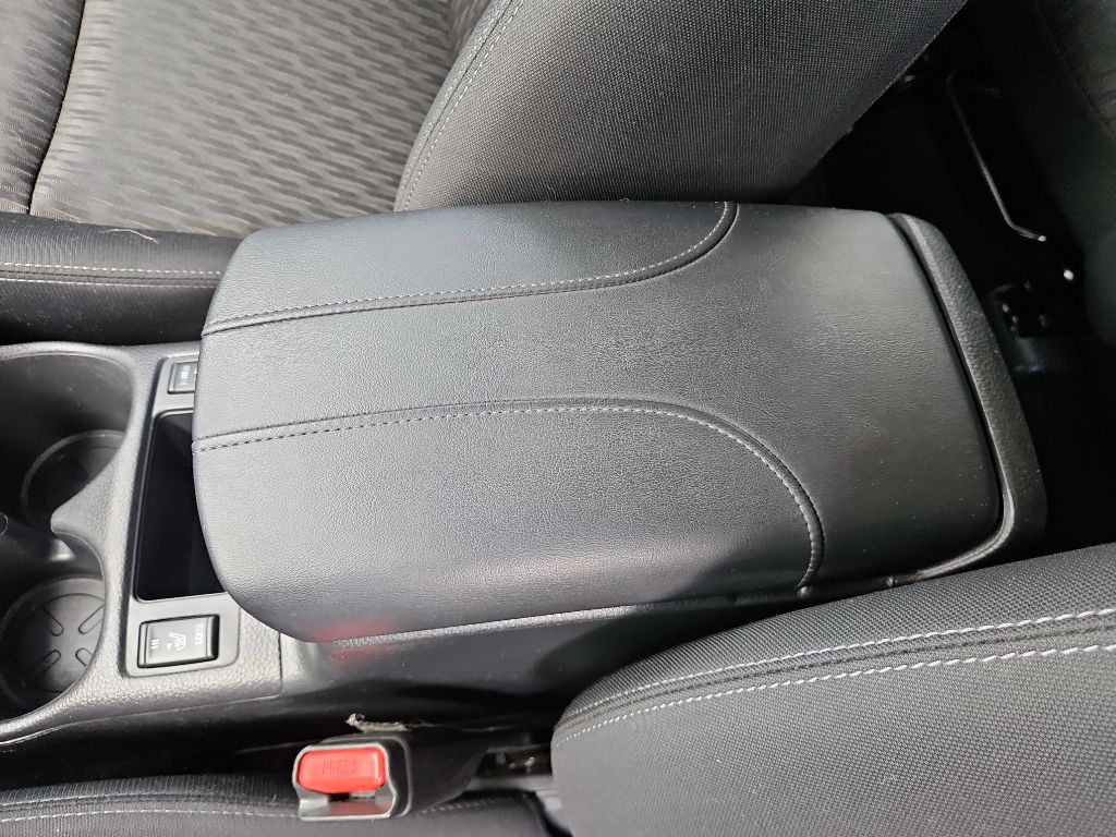 Photo 13 of this NISSAN ROGUE