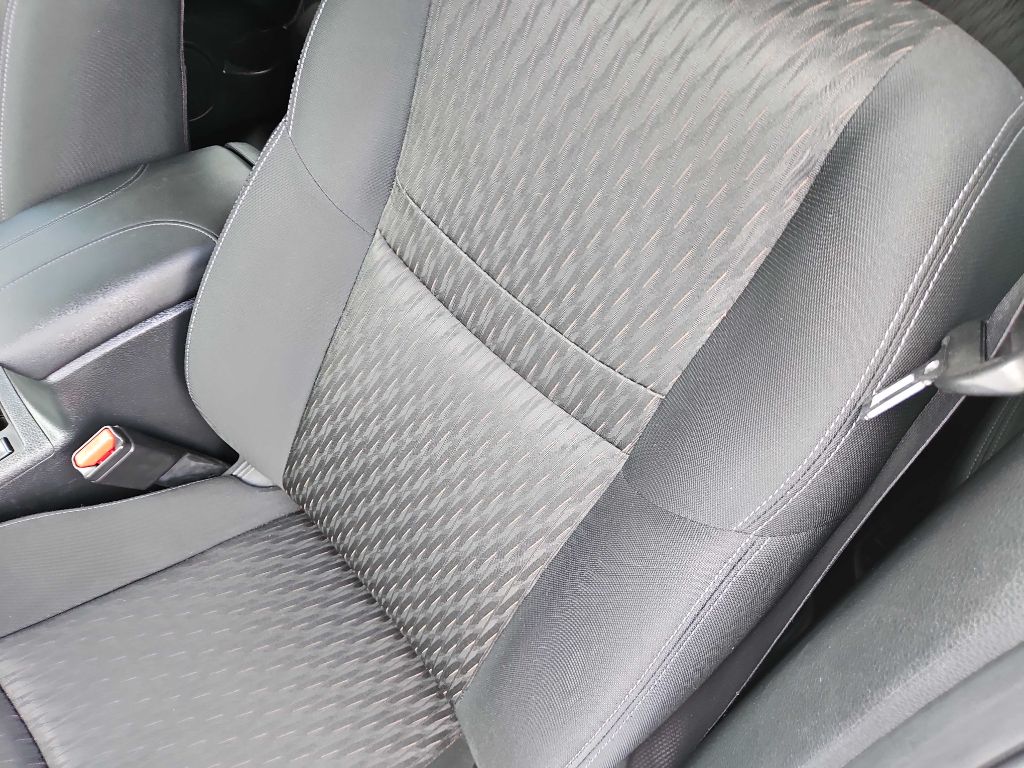 Photo 12 of this NISSAN ROGUE
