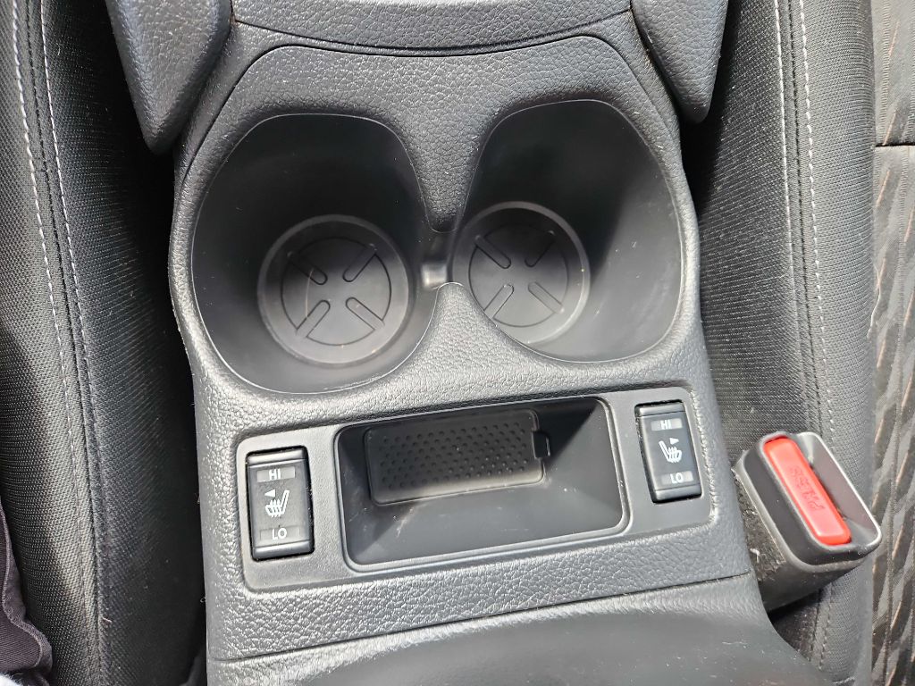 Photo 20 of this NISSAN ROGUE