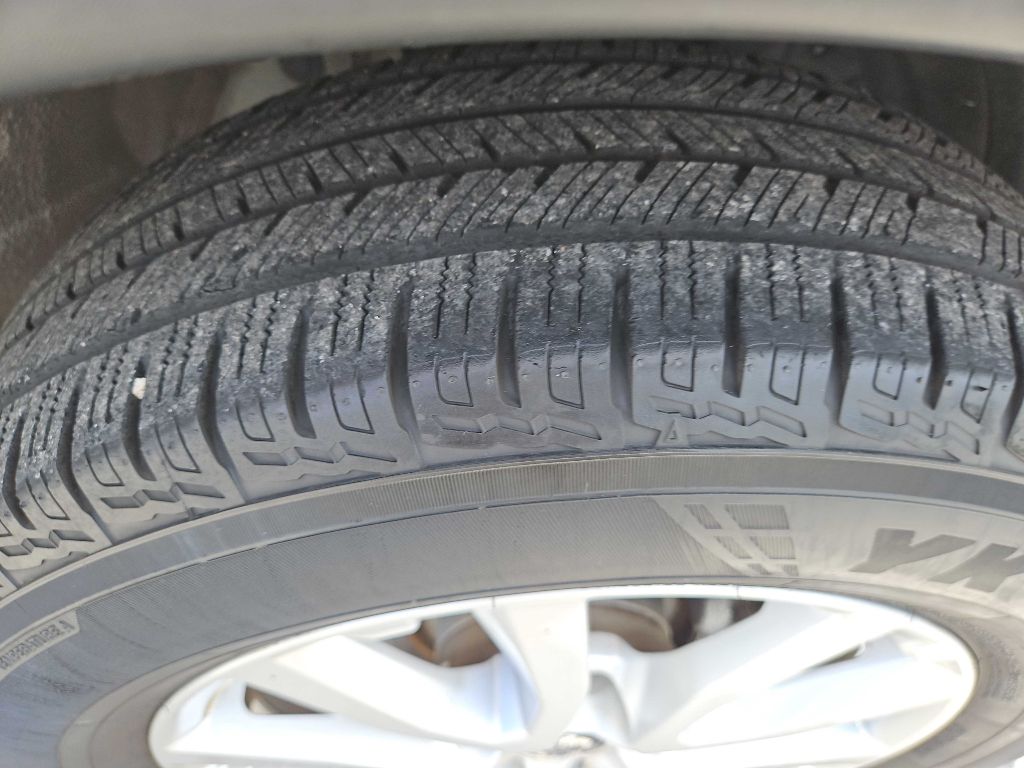 Photo 34 of this NISSAN ROGUE