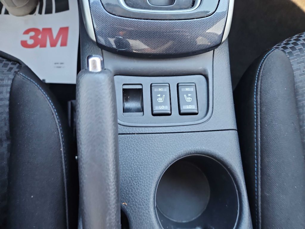 Photo 18 of this NISSAN SENTRA