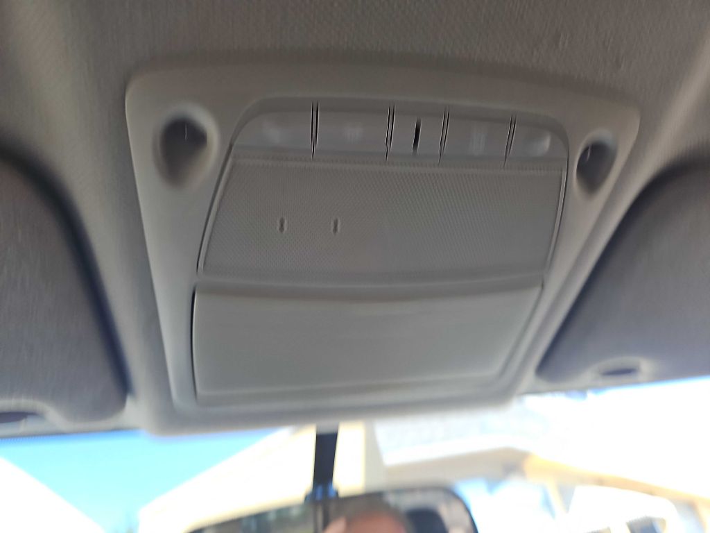 Photo 21 of this NISSAN SENTRA
