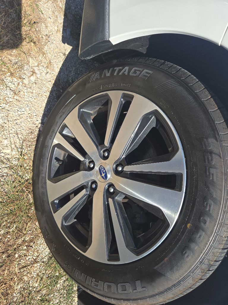 Photo 26 of this SUBARU OUTBACK