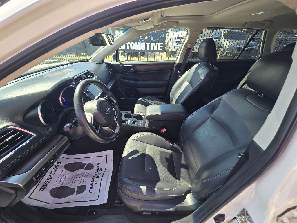 Photo 10 of this SUBARU OUTBACK