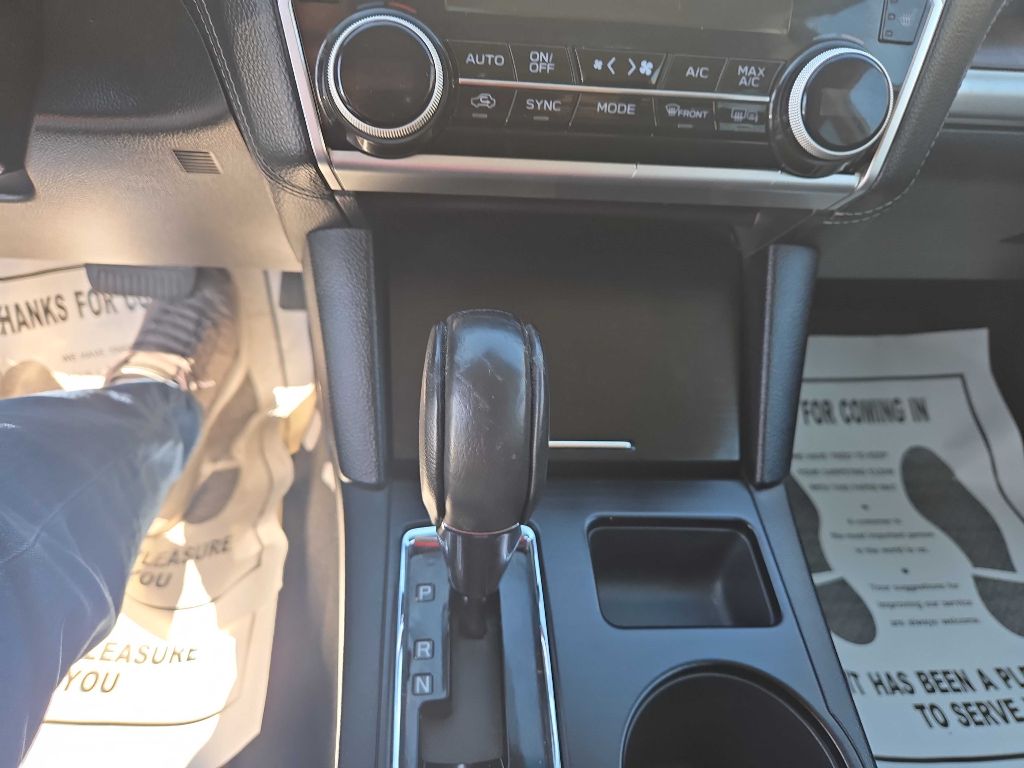 Photo 33 of this SUBARU OUTBACK
