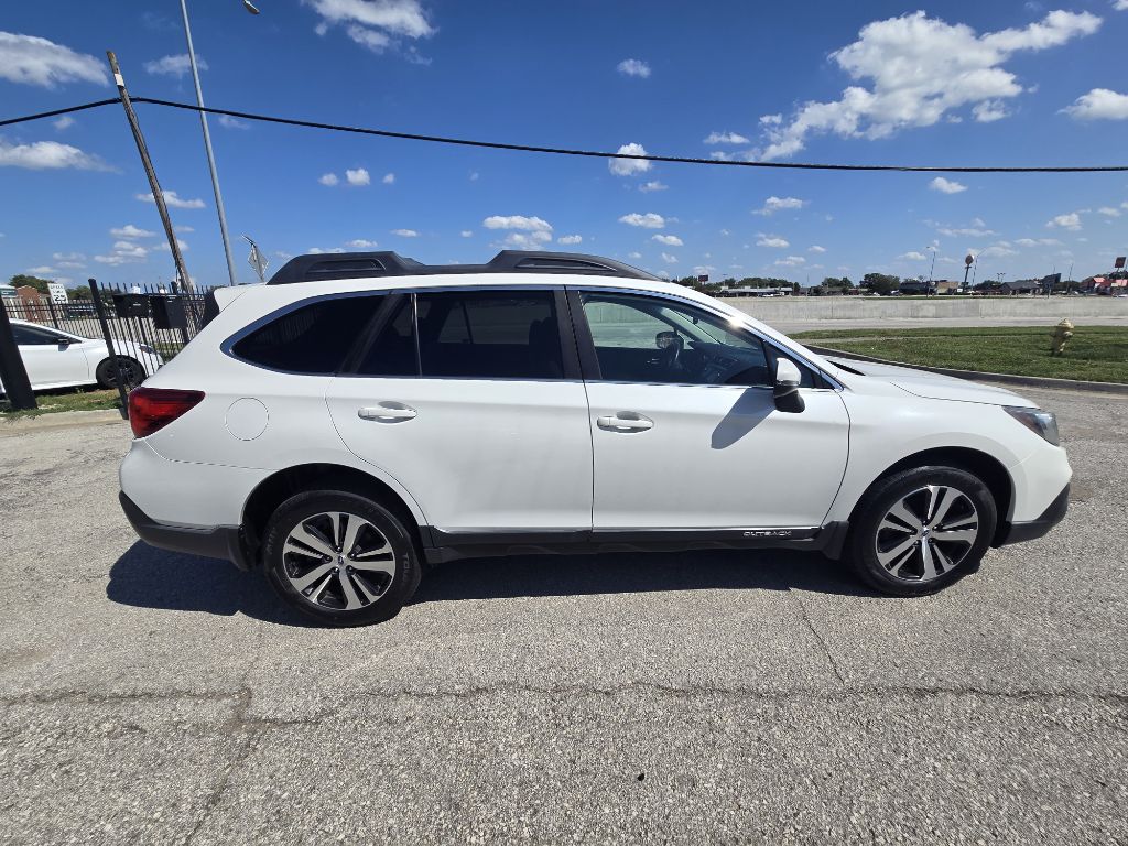 Photo 6 of this SUBARU OUTBACK