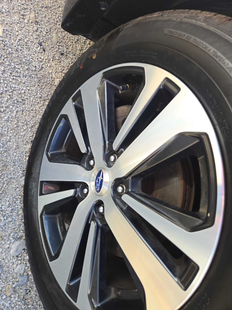 Photo 29 of this SUBARU OUTBACK