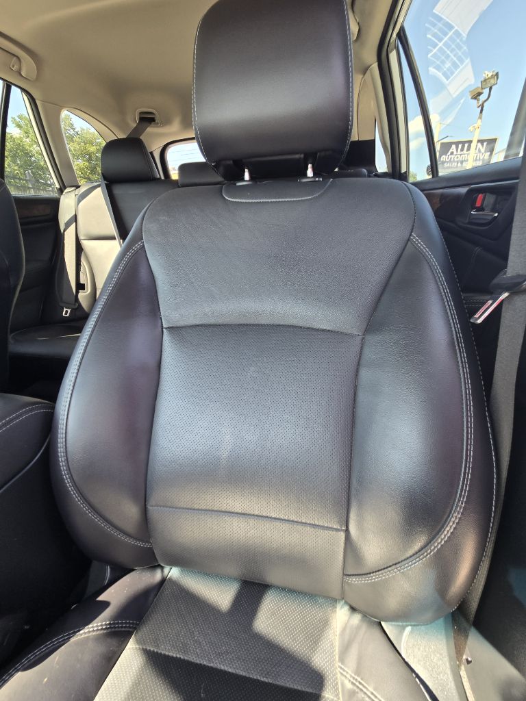 Photo 13 of this SUBARU OUTBACK