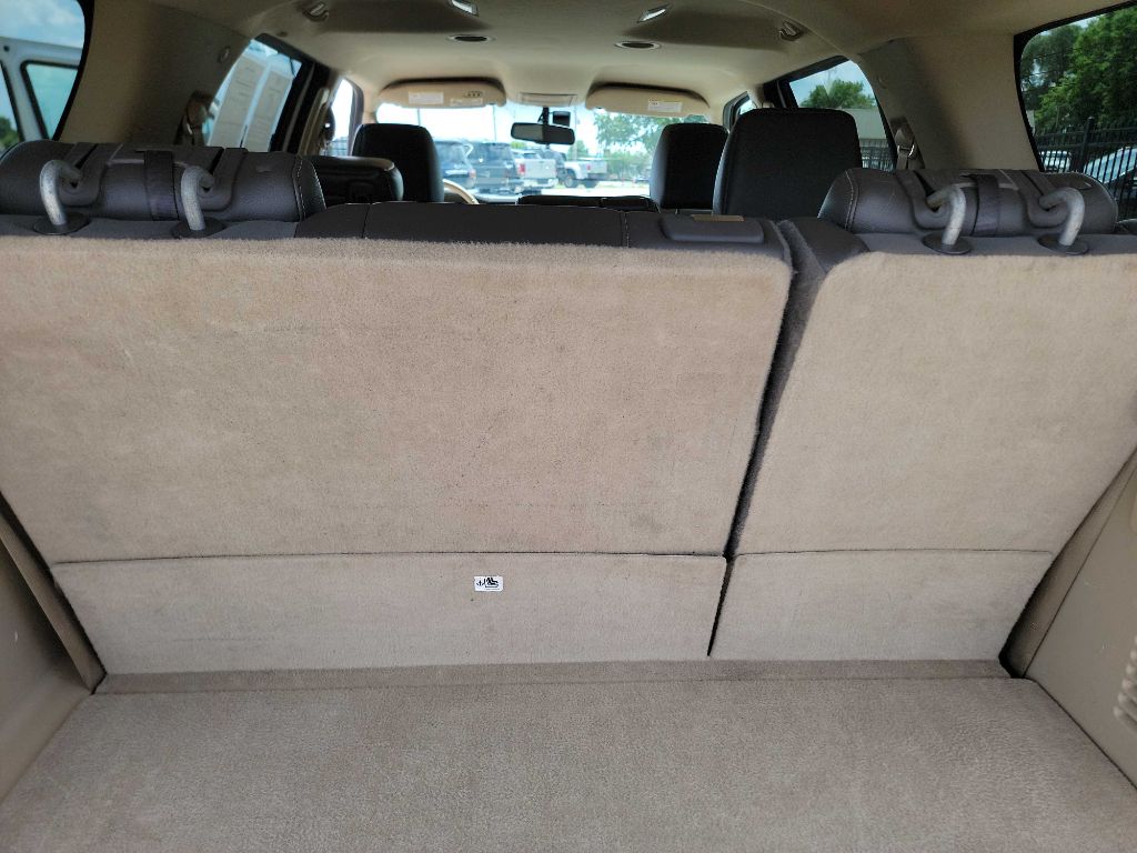 Photo 28 of this FORD EXPEDITION