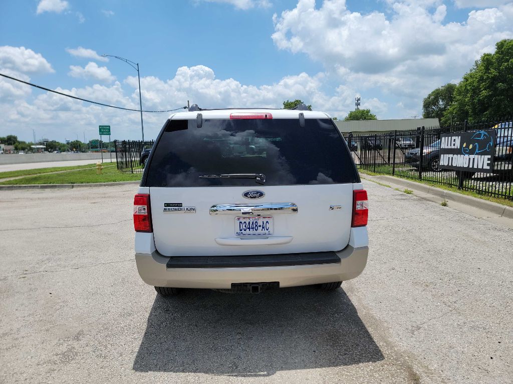 Photo 3 of this FORD EXPEDITION