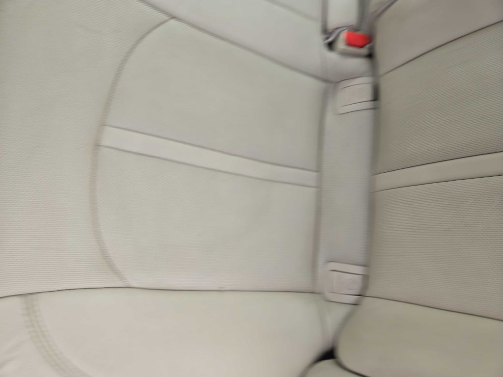 Photo 15 of this HYUNDAI SONATA
