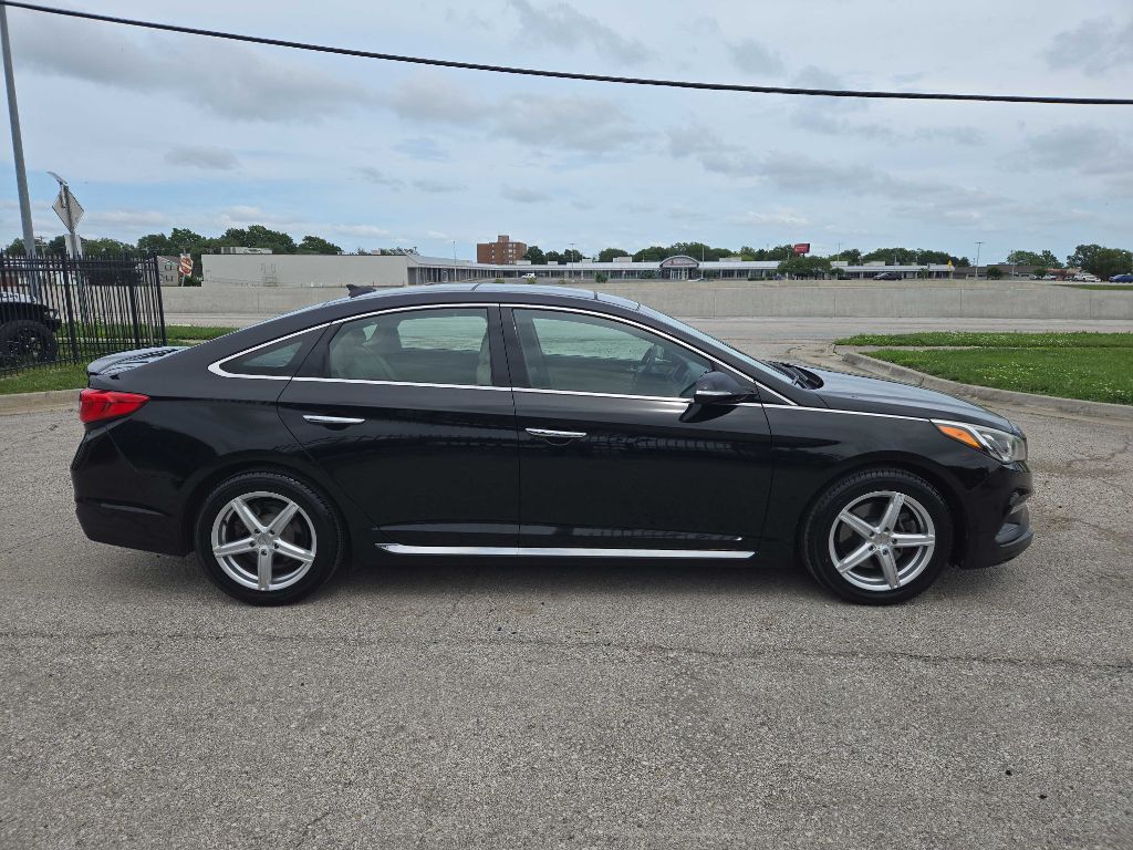 Photo 6 of this HYUNDAI SONATA