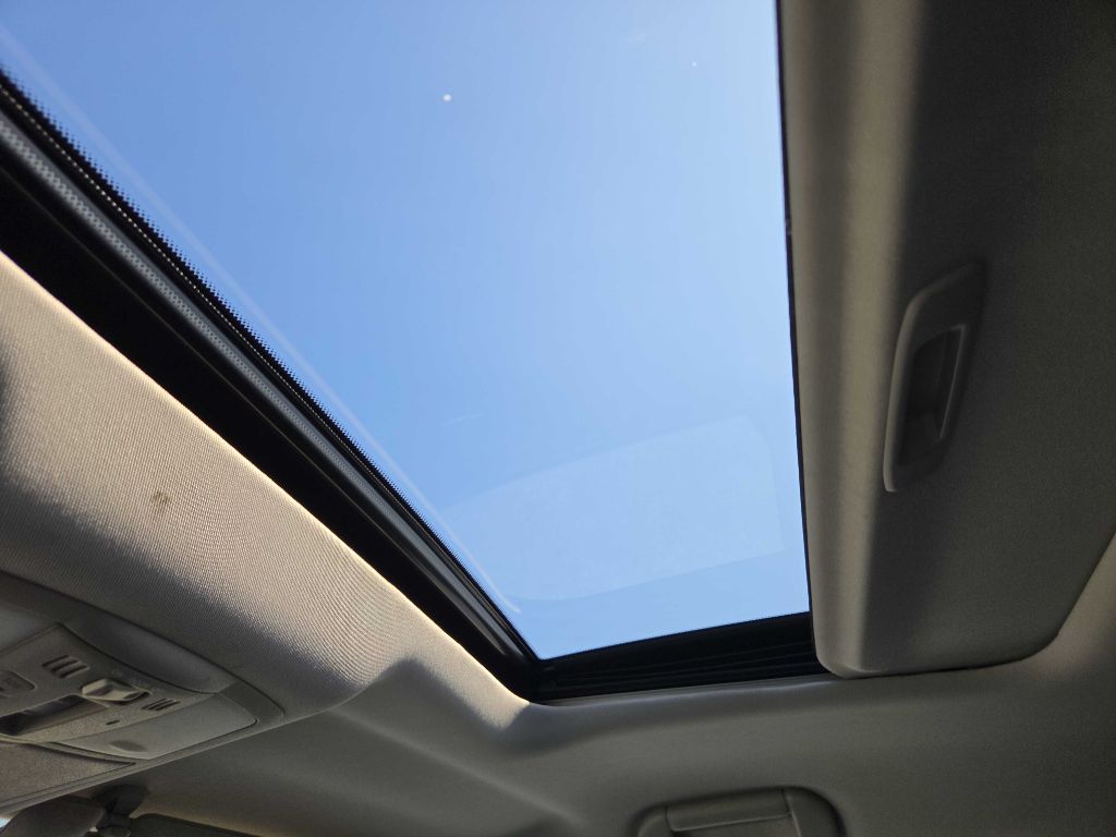 Photo 22 of this NISSAN ARMADA