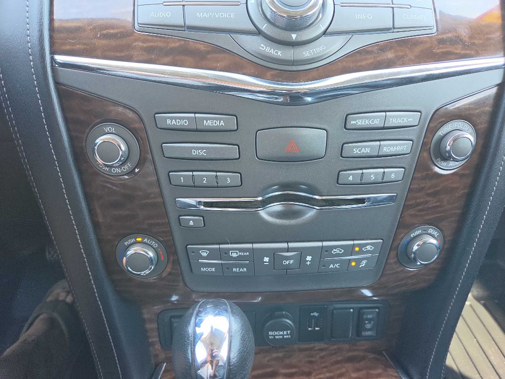 Photo 17 of this NISSAN ARMADA