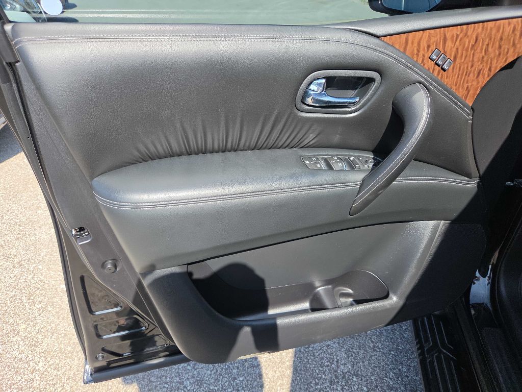 Photo 9 of this NISSAN ARMADA