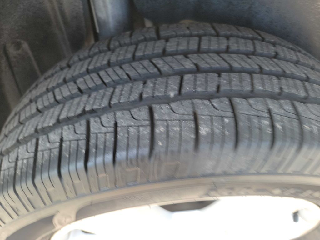 Photo 31 of this GMC TERRAIN