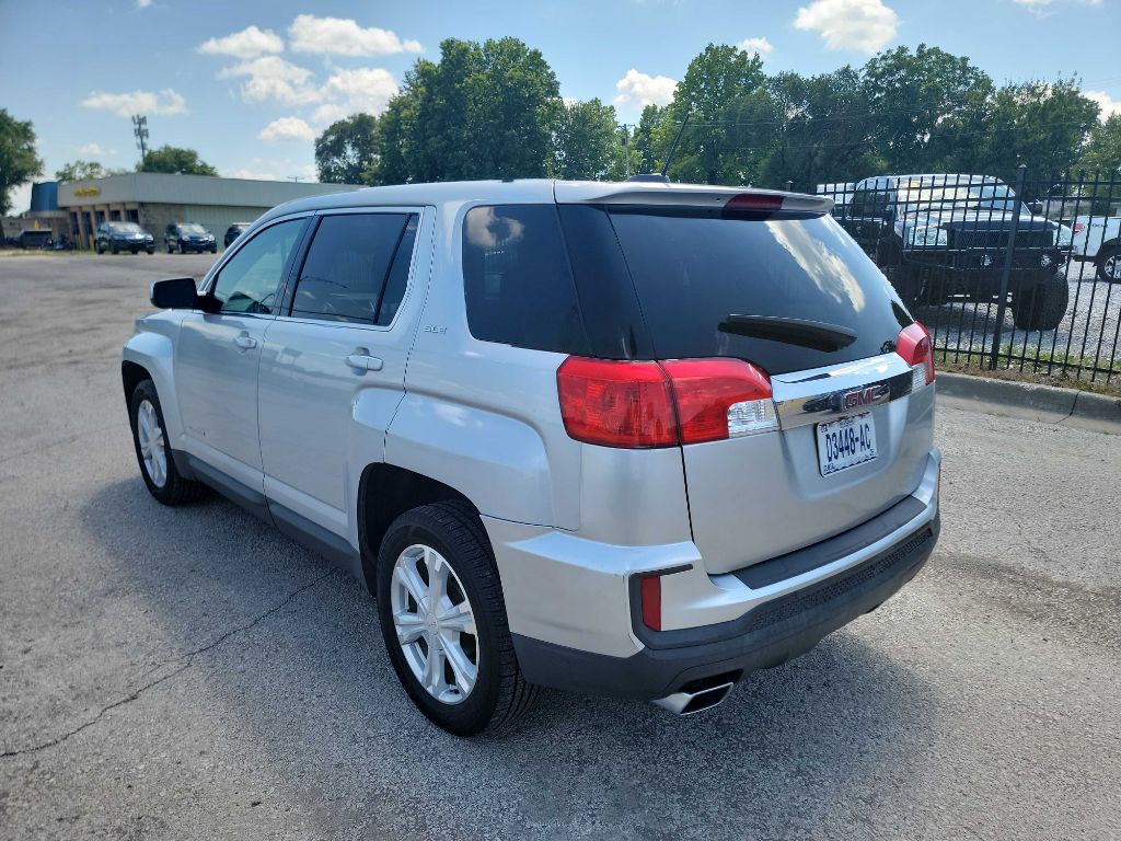 Photo 3 of this GMC TERRAIN