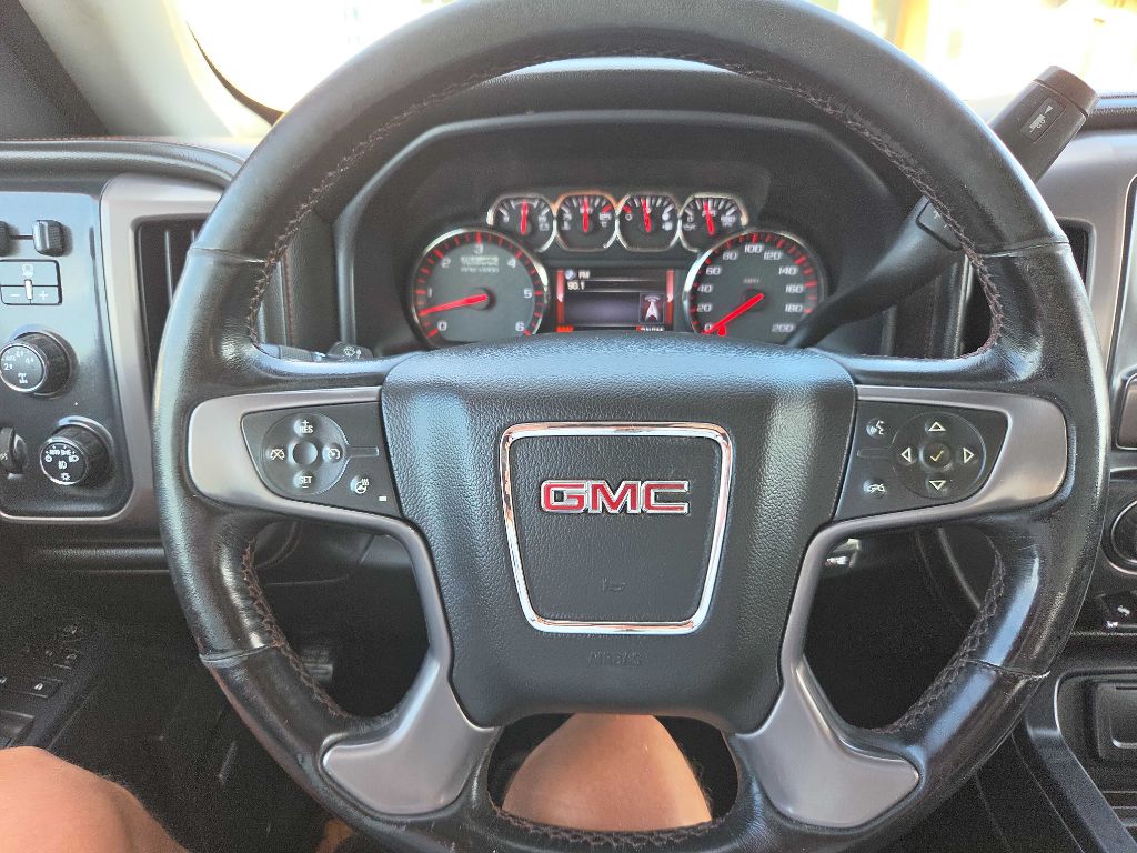 Photo 15 of this GMC SIERRA 1500
