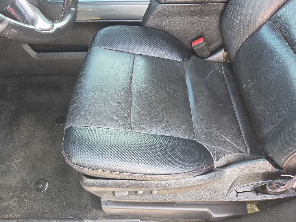 Photo 11 of this GMC SIERRA 1500