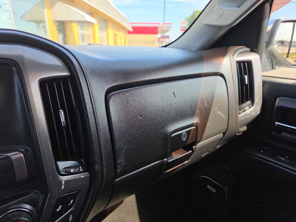 Photo 21 of this GMC SIERRA 1500