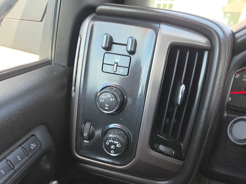 Photo 16 of this GMC SIERRA 1500