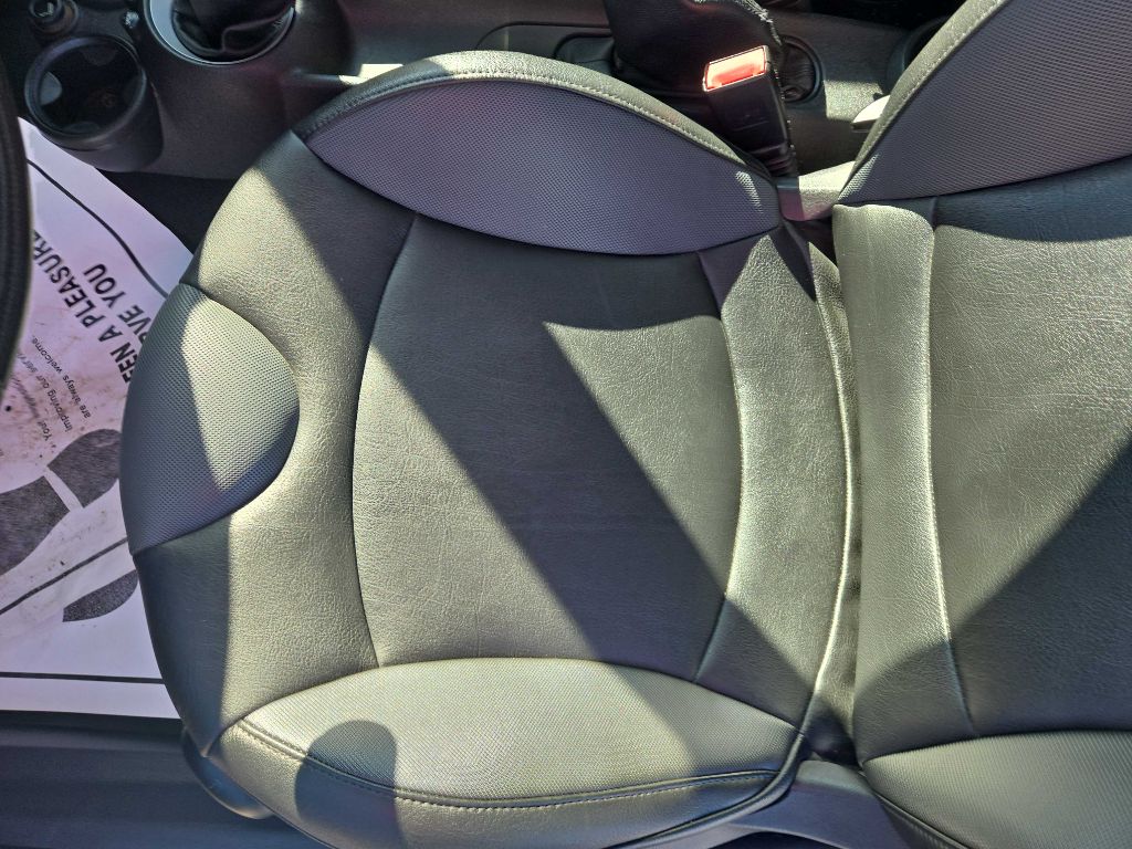 Photo 12 of this MINI COOPER