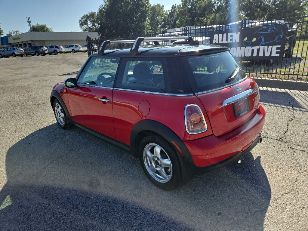 Photo 4 of this MINI COOPER