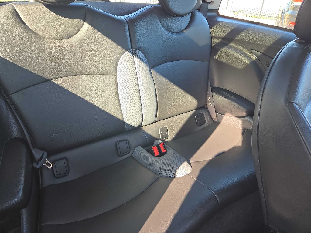 Photo 33 of this MINI COOPER