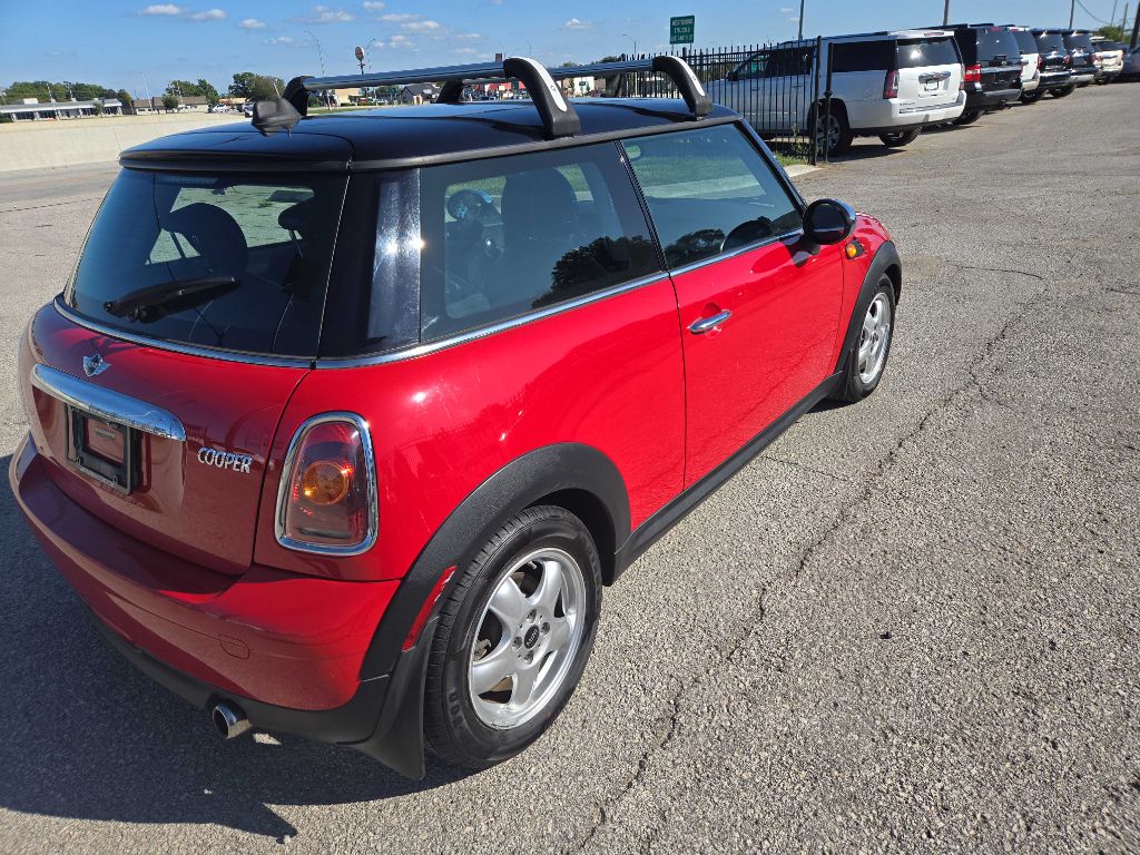 Photo 6 of this MINI COOPER