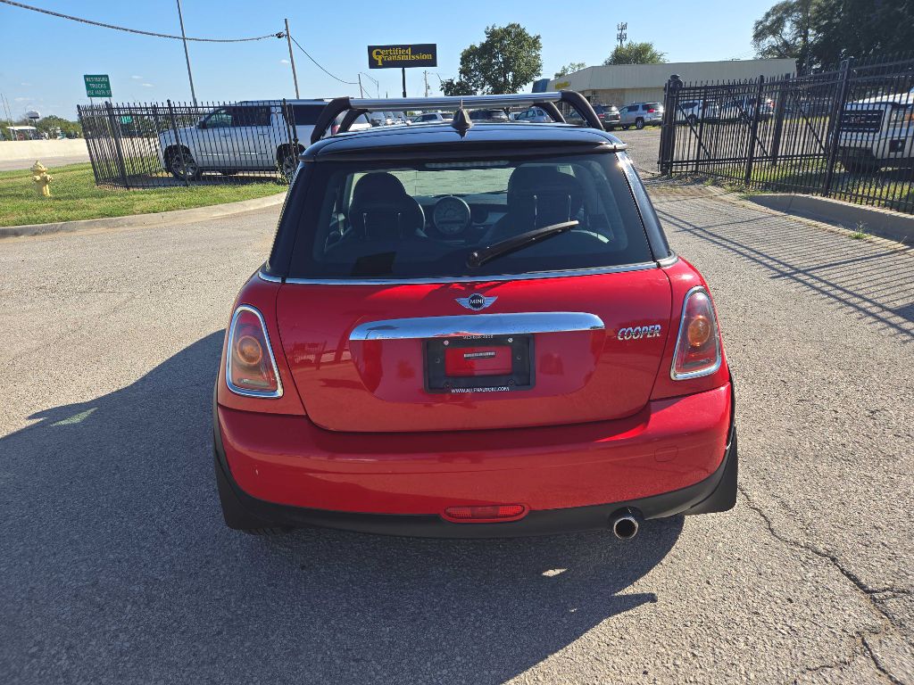 Photo 5 of this MINI COOPER