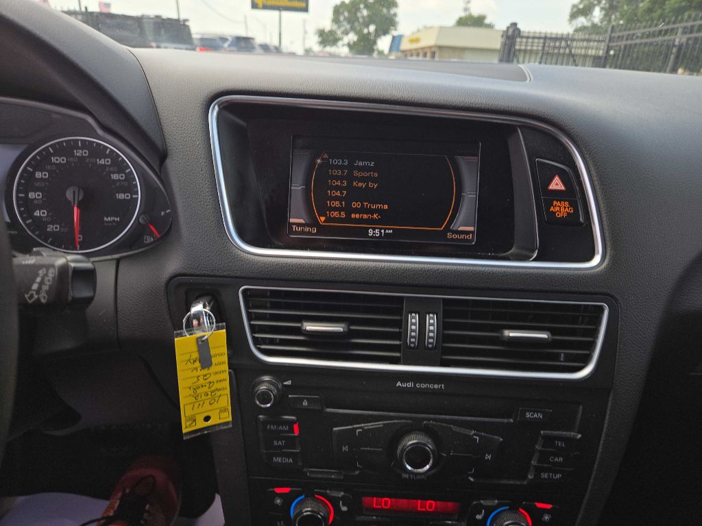 Photo 29 of this AUDI Q5