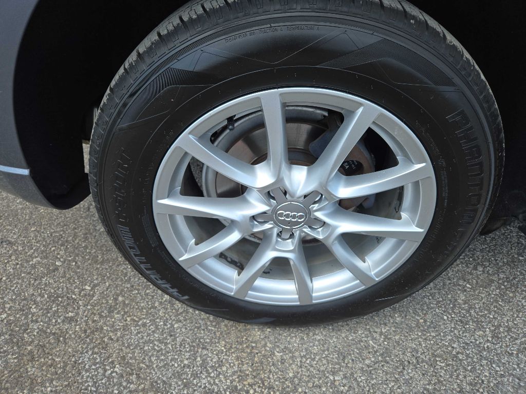 Photo 34 of this AUDI Q5