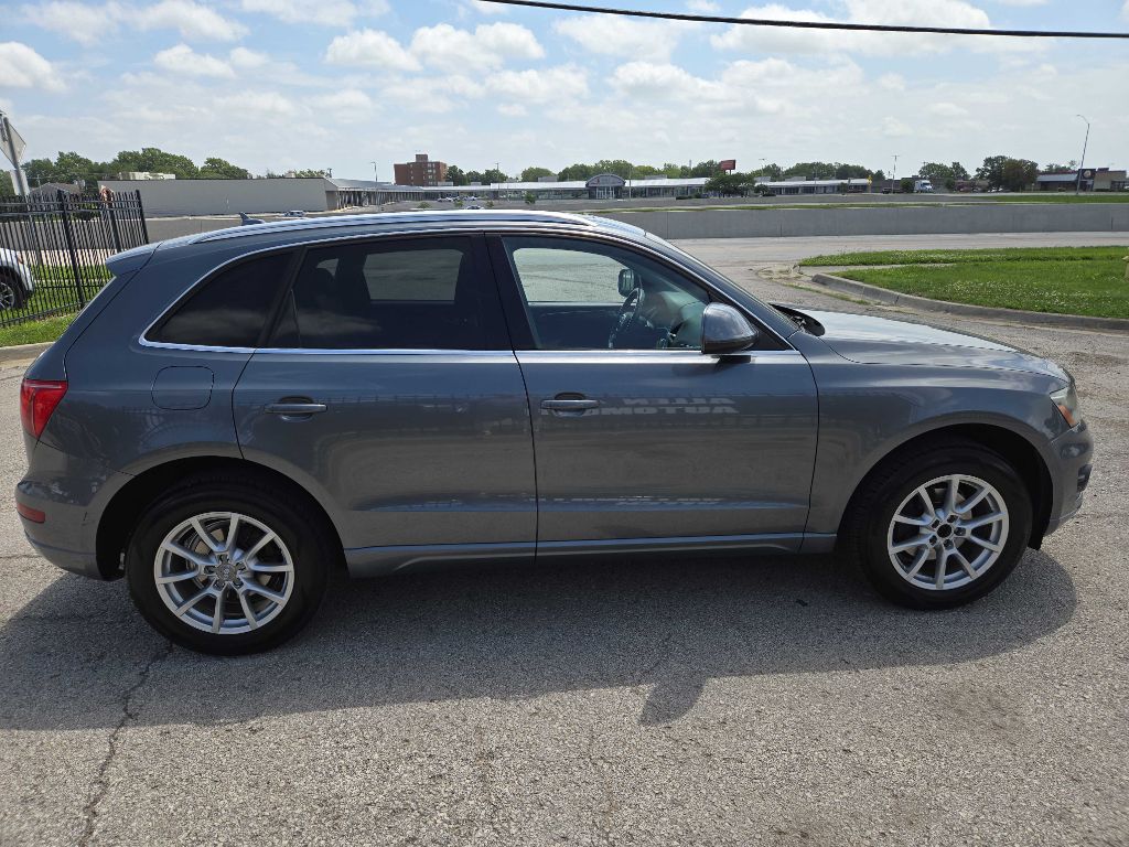 Photo 5 of this AUDI Q5