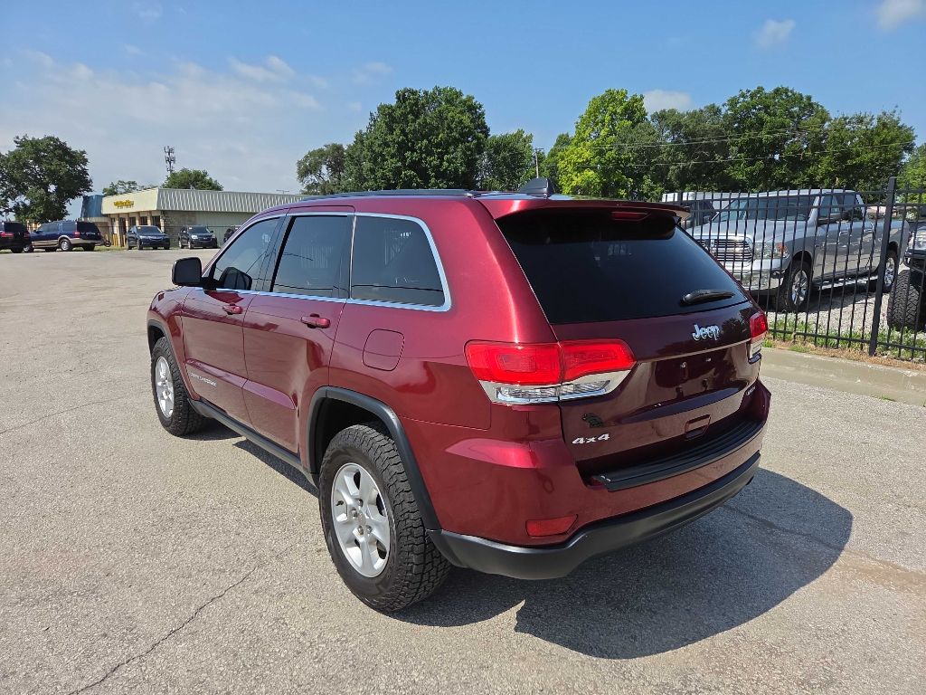 Photo 3 of this JEEP GRAND CHEROKEE