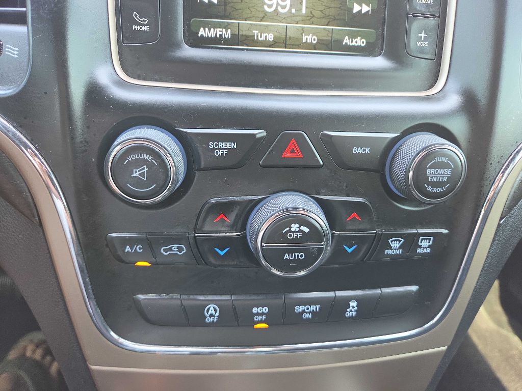 Photo 19 of this JEEP GRAND CHEROKEE